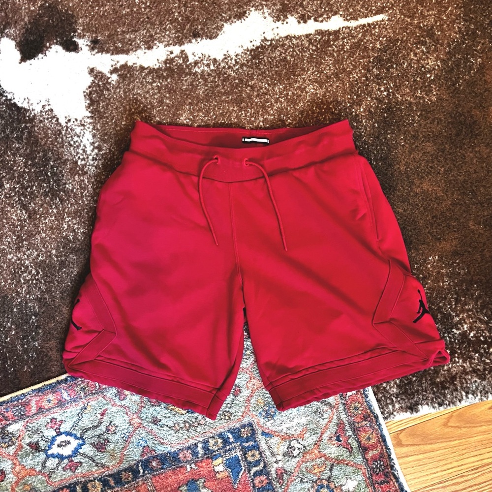 Jordan Flight Fleece
Men's Diamond Shorts